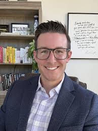 Renee Pulliam's Instagram, Twitter & Facebook