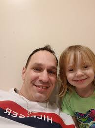 Tracy Benoit's Instagram, Twitter & Facebook