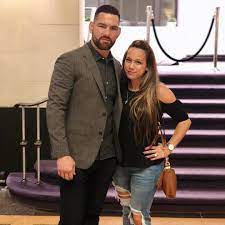 Contents 2 chris weidman wife and children 3 chris weidman net worth & ufc career Chris Weidman Ig Post Blessed To Have Such An Amazing And Beautif