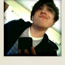 Derrick Hague's Instagram, Twitter & Facebook