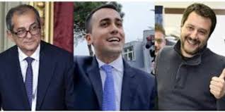 A imprensa italiana foi unânime na crítica ao show protagonizado pelo ministro do interior. Salvini E Di Maio Contro Il Ministro Dell Economia Tria Mancano Le Coperture Per Le Riforme
