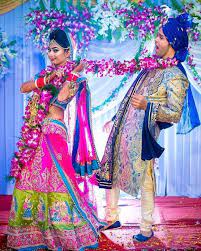 Innovative Indian Wedding Couple Photography Poses You Must Try Looksgud Com Indian Wedding Photography Poses Wedding Couple Poses Wedding Photography Poses