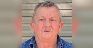 Kerry Womack's Instagram, Twitter & Facebook