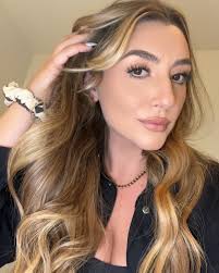 Rachel Sadowski's Instagram, Twitter & Facebook