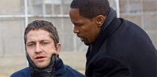 Gerard butler is as threatening as a plate of sprouts in his role as a man who sets out to avenge his wife and child's deaths. Clyde S Shelton S Final Repose Law Abiding Citizen Deconstructing The Dark Knight The M0vie Blog