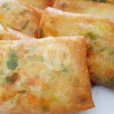 Jadinya buat baklor ala kadarnya dengan daging hhe . Mini Martel Gofood