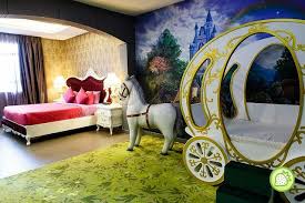 If You Are Looking To Travel To Kuala Lumpur Malaysia You Should Definitely Consider Booking An Accomodation At The Be Theme Hotel Hotel Best Boutique Hotels