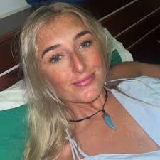 Hannah Clancy (@hannanabananana)