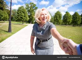 Check spelling or type a new query. Femmes Agees De 50 A 60 Ans Images Libres De Droit Photos De Femmes Agees De 50 A 60 Ans Depositphotos