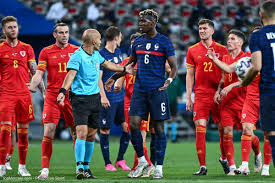 Didier deschamps s'est bien gardé de dévoiler la composition de l'équipe de france pour le deuxième match de l'euro face à la hongrie. Equipe De France Pogba Craint L Enflammade