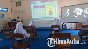 Soal geografi ulangan akhir semester genap kelas xi 19 jan, 2017 soal akan kami bagkan dalam artikel kali ini adalah soal ulangan akhir semester (uas) genap atau ulangan/ujian kenaikan kelas kelas xi mata pelajaran geografi sma/ma. Kunci Jawaban Soal Latihan Uas Kelas 7 Mata Pelajaran Geografi Dan Sosiologi Semester Ganjil 2020 Tribun Lampung