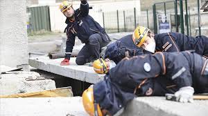 The disaster and emergency management presidency was established in 2009 in turkey to take necessary measures for effective emergency manage. Afad Ekipleri Arama Kurtarma Calismalarini Arkeolog Hassasiyetinde Yurutuyor