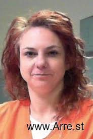 Sabrina Seevers's Instagram, Twitter & Facebook