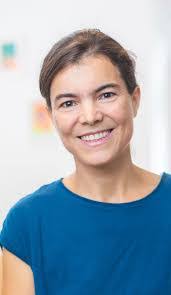 Miriam Schneider's Instagram, Twitter & Facebook