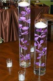 25 Floating Flowers And Candles Centerpieces Shelterness Flower Centerpieces Wedding Candle Wedding Centerpieces Floating Candle Centerpieces