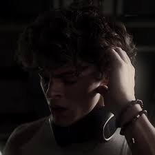 Harlen Falling Off Rolo