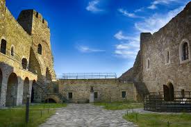 Locuri remarcabile din piatra neamţ. Calator In Targu Neamt Ce Este De Vazut In Jurul Micului Oras Moldovenesc