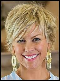 Kurzhaarfrisuren Ab 50 Frauen Mann Mit Madchen Frisur 2019 Dunnes Haarschnitte Un Acconciature Per Capelli Corti Pettinature Capelli Corti Tagli Di Capelli