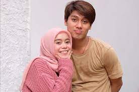 Artha melihatmu bahagia official music video. 3 The Most Shocking News Soimah Murka Sees Rizky Billar And Lesti Kejora Sule And Rizky Febian Threatened To Be Killed Archyde