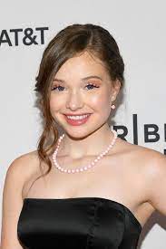 Zoe Colletti Photos Photos Skin 2019 Tribeca Film Festival Tribeca Film Festival Hollywood Girls Becoming An Actress