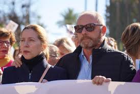 El próximo sábado 26 de enero hay convocada una manifestación por las calles de sevilla para mantener vivo el recuerdo de marta del castillo y pedir. El Juez Impide A Los Padres De Marta Del Castillo Ser Acusacion Contra El Cuco