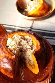 Courge Farcie De Riz Cuisson Au Four Armenie Potimarron Cuisson Du Potimarron Nourriture Drole