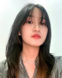 Clara Richie's Instagram, Twitter & Facebook