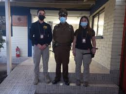Egresó de la escuela de investigaciones el año 2016, y en 2017 pasó a formar parte de la brigada de homicidios metropolitana. Carabineros Prefectura Cordillera S Tweet Laflorida Carabineros De La Oic Los Jardines Hace Eco De Las Condolencia A La Pdi Y Se Adhieren En El Sentimiento Y El Pesar De La Institucion
