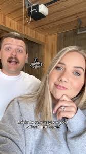 Amber Halterman's Instagram, Twitter & Facebook