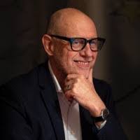 Aaron Martinelli's Instagram, Twitter & Facebook