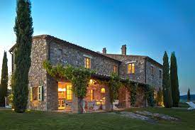 Podere Palazzo Hilltop Villa Villas A Louer A Acquapendente Maison Toscane Maison En Provence Maison En Pierre