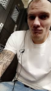 Modifying a bong into a meth pipe, a surprising and concerning trend