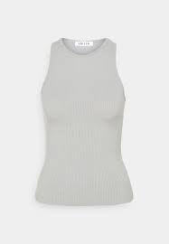 Summer's the perfect time to try our trendy sleeveless tops in the hottest cuts & colors! Edited Abby Tank Top Grau Zalando De