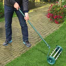 Do spiked shoes really work? 4 Best Manual Lawn Aerators Spalding Bulb