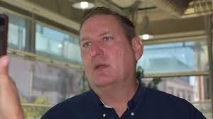 Las infancias trans no existen”: Olson tras materiales para docentes sobre  diversidad de género