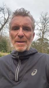 Denis Brogniart a un message pour vous !