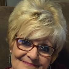 Olivia MachadoLynn Alves