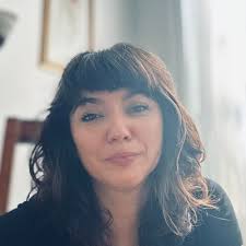 I have an unpopular opinion: I think AI can solve the mental health crisis.  Before commenting, please read on. I think the use of AI between sessions  can greatly increase the therapy