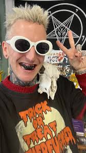 UNBOXING GIFT FROM JAPAN! 🎁😍🇯🇵 Trying out different Snacks & Candy from  Japan + a Very Special Limited Edition Release!!!😍🥰 Thank you so much  Yukari for this AMAZING GIFT BOX!!!🥹💖🥰 will make