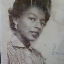 Sarah Devon (@lovesarahdevon)