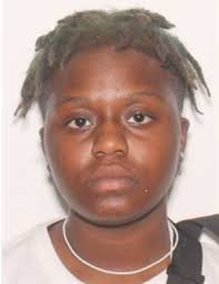 Please help us find this woman, #DaytonaBeach. Kaniya Nicole Session Clark  is 19 years old, stands around 5'3 and weighs around 125 pounds. She has  been diagnosed with schizophrenia and has not