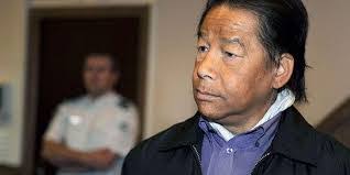 Le Dinh's Instagram, Twitter & Facebook