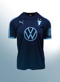 Malmö ff is playing next match on 18 apr 2021 against bk häcken in allsvenskan. Nya Drommar Samma Farg Har Ar Mff S Nya Matchtroja Malmo Ff
