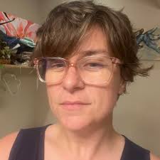 Who wants to learn or play Caverna?