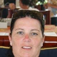 Angela Bott's Instagram, Twitter & Facebook