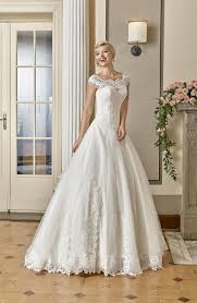 Den besten fachmann pforzheims für brautkleider oder hochzeitsmode gesucht? Brautmode Brautmoden Pforzheim