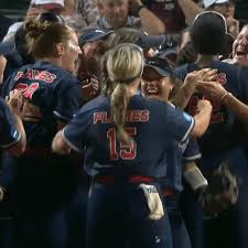 History made! Liberty softball defeats Aggies, 6-5, advances to first Super  Regional