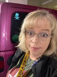 Alternatives to glasses for someone who wears them