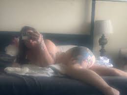 חרדיות מפתות בטוויטר - מדינה עירומה חרדית