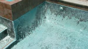 Er sagte, ich dürfte im akuten fall ruhig ein wenig über die übliche dosierung gehen, aber. Die Beste Tipps Gegen Pool Ablagerungen Und Verfarbungen